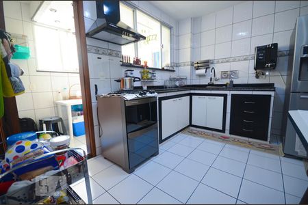 Apartamento à venda com 114m², 3 quartos e 1 vaga Apartamento à venda com 114m², 3 quartos e 1 vagaCozinha