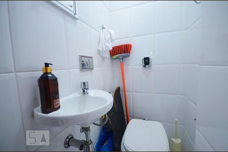 Apartamento à venda com 114m², 3 quartos e 1 vaga Apartamento à venda com 114m², 3 quartos e 1 vagaBanheiro de Serviço