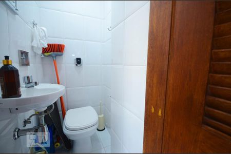 Apartamento à venda com 114m², 3 quartos e 1 vaga Apartamento à venda com 114m², 3 quartos e 1 vagaBanheiro de Serviço