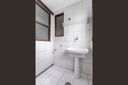 Apartamento à venda com 80m², 3 quartos e 1 vagaÁrea de Serviço