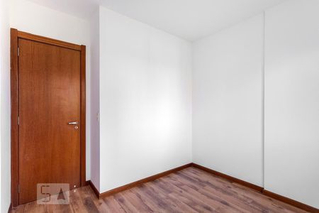 Apartamento à venda com 80m², 3 quartos e 1 vagaQuarto 2
