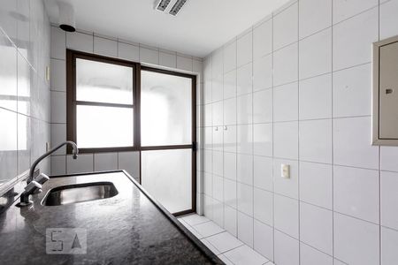 Apartamento à venda com 80m², 3 quartos e 1 vagaCozinha