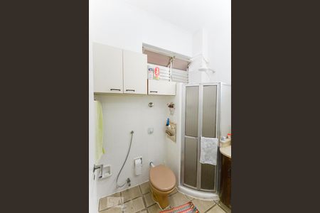 Apartamento à venda com 130m², 2 quartos e 1 vaga Apartamento à venda com 130m², 2 quartos e 1 vagaBanheiro