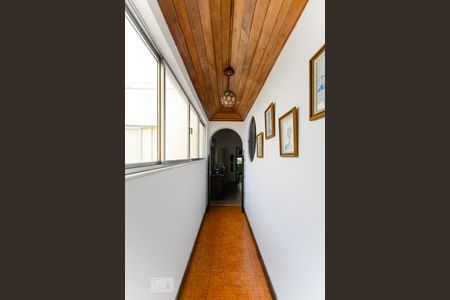 Apartamento à venda com 130m², 2 quartos e 1 vaga Apartamento à venda com 130m², 2 quartos e 1 vagaCorredor