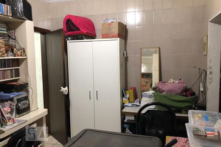 Casa à venda com 150m², 3 quartos e 2 vagas Casa à venda com 150m², 3 quartos e 2 vagasQuarto de Serviço