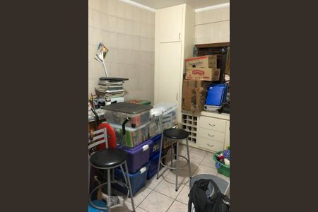 Casa à venda com 150m², 3 quartos e 2 vagas Casa à venda com 150m², 3 quartos e 2 vagasQuarto de Serviço