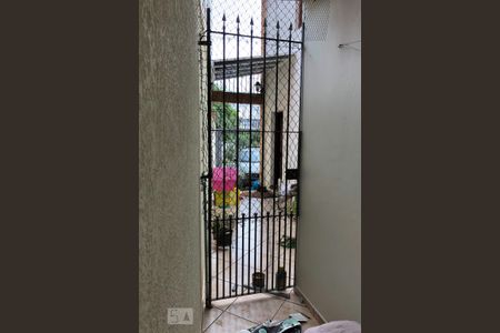 Casa à venda com 150m², 3 quartos e 2 vagas Casa à venda com 150m², 3 quartos e 2 vagasÁrea de Serviço