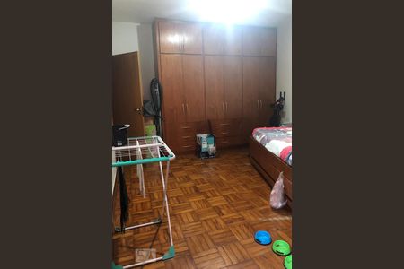 Casa à venda com 150m², 3 quartos e 2 vagas Casa à venda com 150m², 3 quartos e 2 vagasQuarto 1