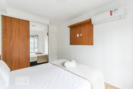 Quarto de apartamento para alugar com 1 quarto, 44m² em Pinheiros, São Paulo
