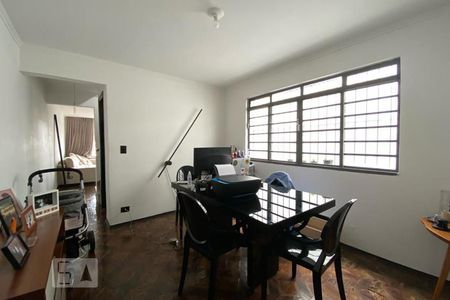 Casa à venda com 150m², 3 quartos e 2 vagas Casa à venda com 150m², 3 quartos e 2 vagasSala de Jantar