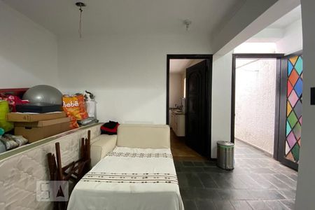 Casa à venda com 150m², 3 quartos e 2 vagas Casa à venda com 150m², 3 quartos e 2 vagasÁrea de Serviço