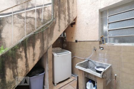 Casa à venda com 150m², 3 quartos e 3 vagasArea de serviço 