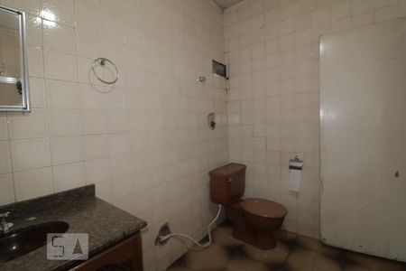 Casa à venda com 150m², 3 quartos e 3 vagasBanheiro de Serviço
