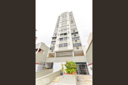 Apartamento à venda com 50m², 2 quartos e 1 vaga Apartamento à venda com 50m², 2 quartos e 1 vagaFachada