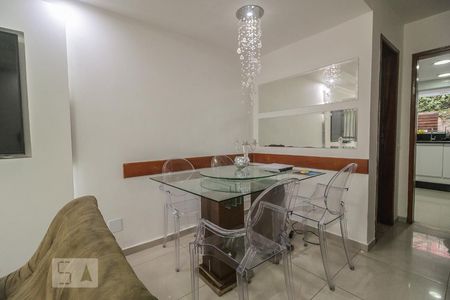Sala de casa de condomínio para alugar com 2 quartos, 90m² em Freguesia (jacarepaguá), Rio de Janeiro