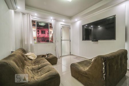 Sala de casa de condomínio para alugar com 2 quartos, 90m² em Freguesia (jacarepaguá), Rio de Janeiro