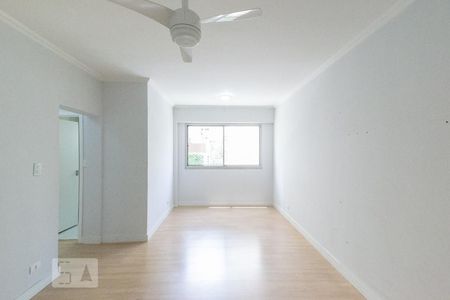 Sala de apartamento para alugar com 2 quartos, 80m² em Moema, São Paulo