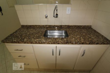 Apartamento à venda com 76m², 2 quartos e 1 vagaCozinha