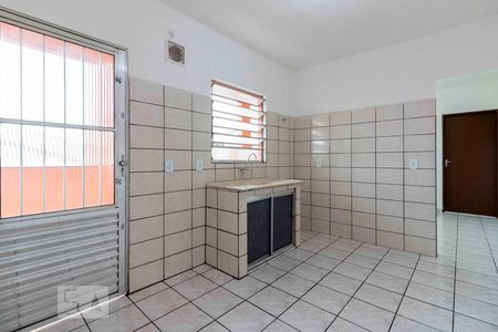 Cozinha de apartamento para alugar com 1 quarto, 50m² em Parque Artur Alvim, São Paulo