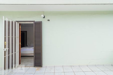 Casa à venda com 280m², 3 quartos e 6 vagas Casa à venda com 280m², 3 quartos e 6 vagasVaranda do Quarto