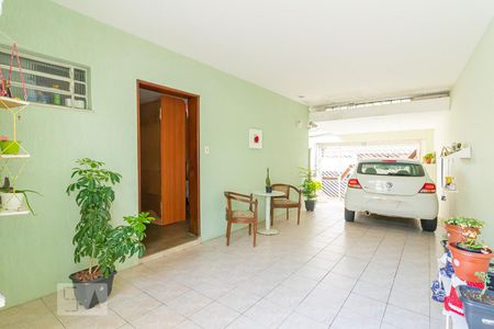 Casa à venda com 280m², 3 quartos e 6 vagas Casa à venda com 280m², 3 quartos e 6 vagasGaragem