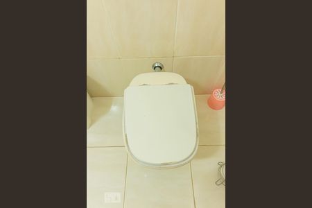 Casa à venda com 280m², 3 quartos e 6 vagas Casa à venda com 280m², 3 quartos e 6 vagasBanheiro da Suite