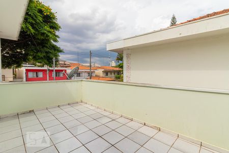 Casa à venda com 280m², 3 quartos e 6 vagas Casa à venda com 280m², 3 quartos e 6 vagasVaranda do Quarto