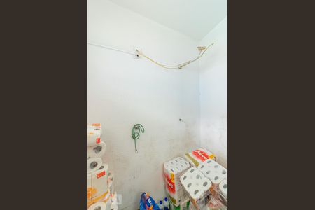 Casa à venda com 280m², 3 quartos e 6 vagas Casa à venda com 280m², 3 quartos e 6 vagasDespensa