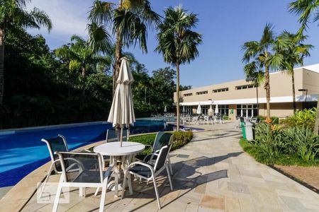 Apartamento à venda com 121m², 2 quartos e 2 vagas Apartamento à venda com 121m², 2 quartos e 2 vagasÁrea comum - Piscina