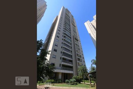 Apartamento à venda com 121m², 2 quartos e 2 vagas Apartamento à venda com 121m², 2 quartos e 2 vagasFachada