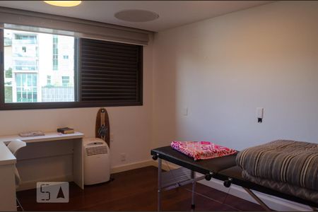 Apartamento à venda com 400m², 4 quartos e 6 vagasSuíte 3