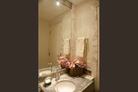 Apartamento à venda com 400m², 4 quartos e 6 vagasLavabo