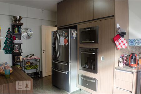 Apartamento à venda com 400m², 4 quartos e 6 vagasCozinha