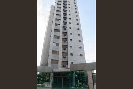 Apartamento à venda com 400m², 4 quartos e 6 vagasFachada