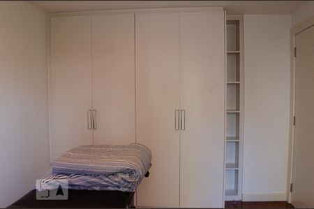 Apartamento à venda com 400m², 4 quartos e 6 vagasSuíte 3