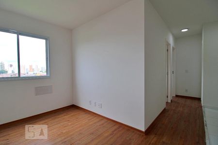 Sala de apartamento para alugar com 2 quartos, 40m² em Paraíso do Morumbi, São Paulo