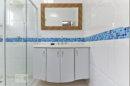 Casa à venda com 280m², 3 quartos e 3 vagas Casa à venda com 280m², 3 quartos e 3 vagasBanheiro da Suíte 3