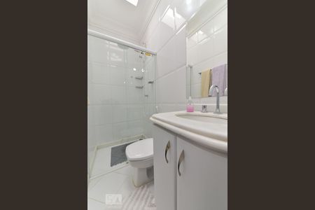 Casa à venda com 280m², 3 quartos e 3 vagas Casa à venda com 280m², 3 quartos e 3 vagasBanheiro da Suíte 1