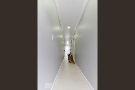 Casa à venda com 280m², 3 quartos e 3 vagas Casa à venda com 280m², 3 quartos e 3 vagasCorredor de Acesso