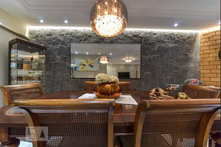 Casa à venda com 280m², 3 quartos e 3 vagas Casa à venda com 280m², 3 quartos e 3 vagasSala de Jantar