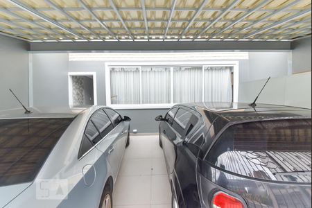 Casa à venda com 280m², 3 quartos e 3 vagas Casa à venda com 280m², 3 quartos e 3 vagasGaragem