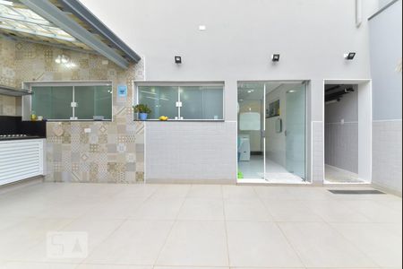 Casa à venda com 280m², 3 quartos e 3 vagas Casa à venda com 280m², 3 quartos e 3 vagasÁrea Externa - Solarium