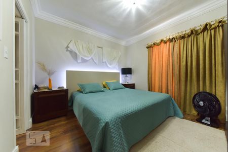 Casa à venda com 280m², 3 quartos e 3 vagas Casa à venda com 280m², 3 quartos e 3 vagasSuíte 2