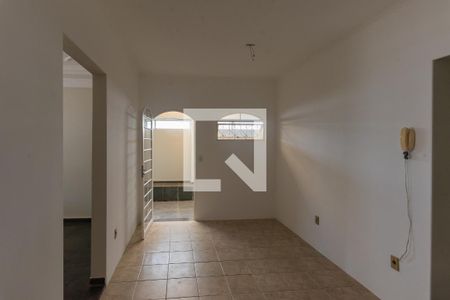 Casa à venda com 170m², 3 quartos e 5 vagas Casa à venda com 170m², 3 quartos e 5 vagasCopa e Cozinha