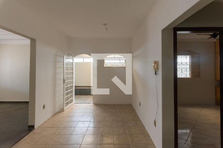 Casa à venda com 170m², 3 quartos e 5 vagas Casa à venda com 170m², 3 quartos e 5 vagasCopa e Cozinha