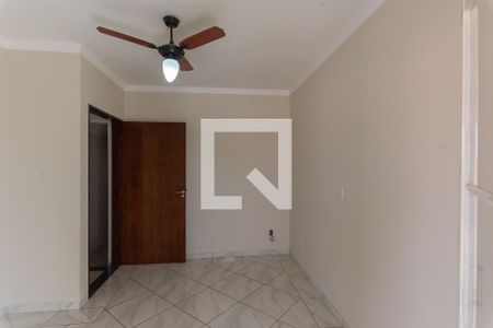 Casa à venda com 170m², 3 quartos e 5 vagas Casa à venda com 170m², 3 quartos e 5 vagasQuarto 2