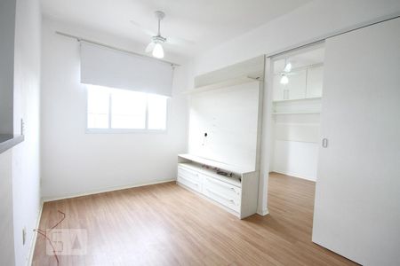 Sala de apartamento para alugar com 1 quarto, 34m² em Cambuci, São Paulo