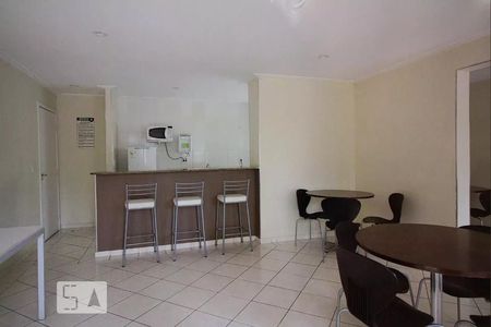 Apartamento para alugar com 61m², 2 quartos e 1 vaga Apartamento para alugar com 61m², 2 quartos e 1 vagaÁrea comum - Salão de festas