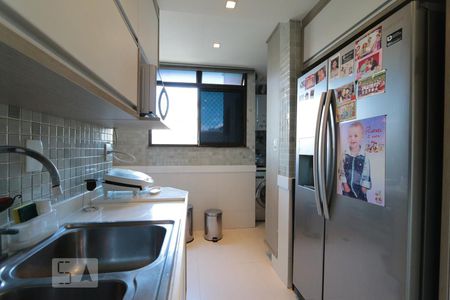 Apartamento à venda com 172m², 3 quartos e 2 vagasCozinha