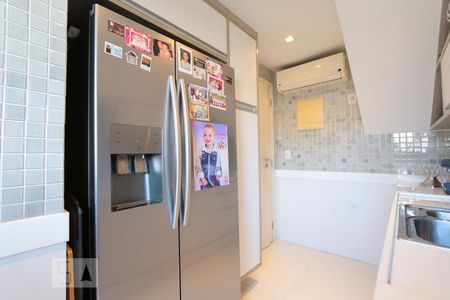 Apartamento à venda com 172m², 3 quartos e 2 vagasCozinha